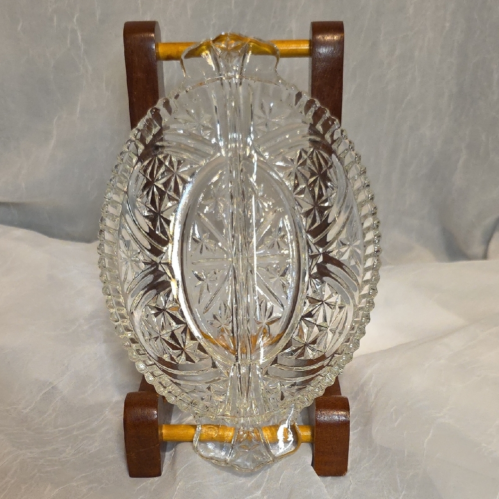 VTG - Elegant Crystal Cut Glass Dish - Olive / Serveware